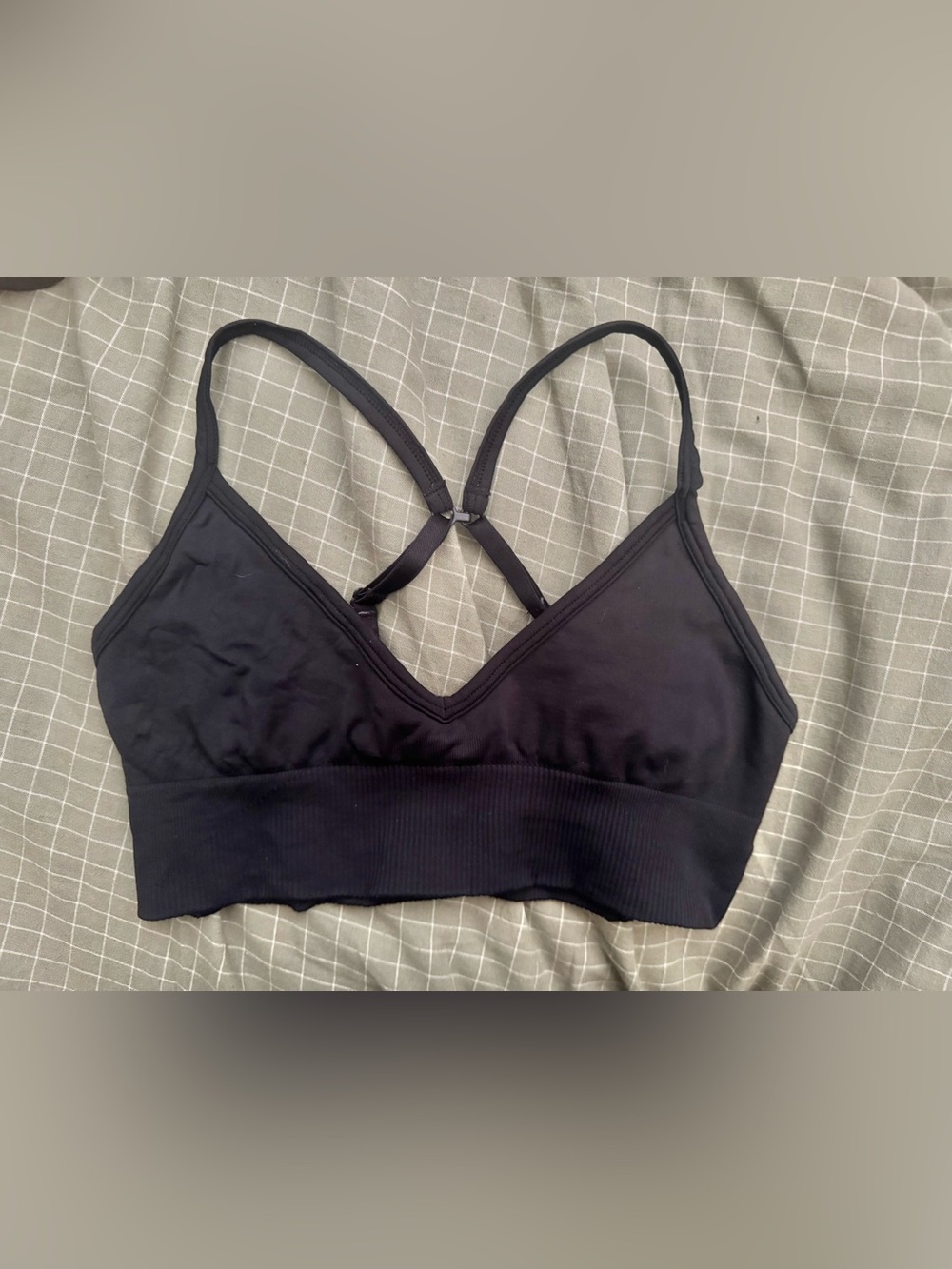 Lululemon ebb to street bra 6 blk read